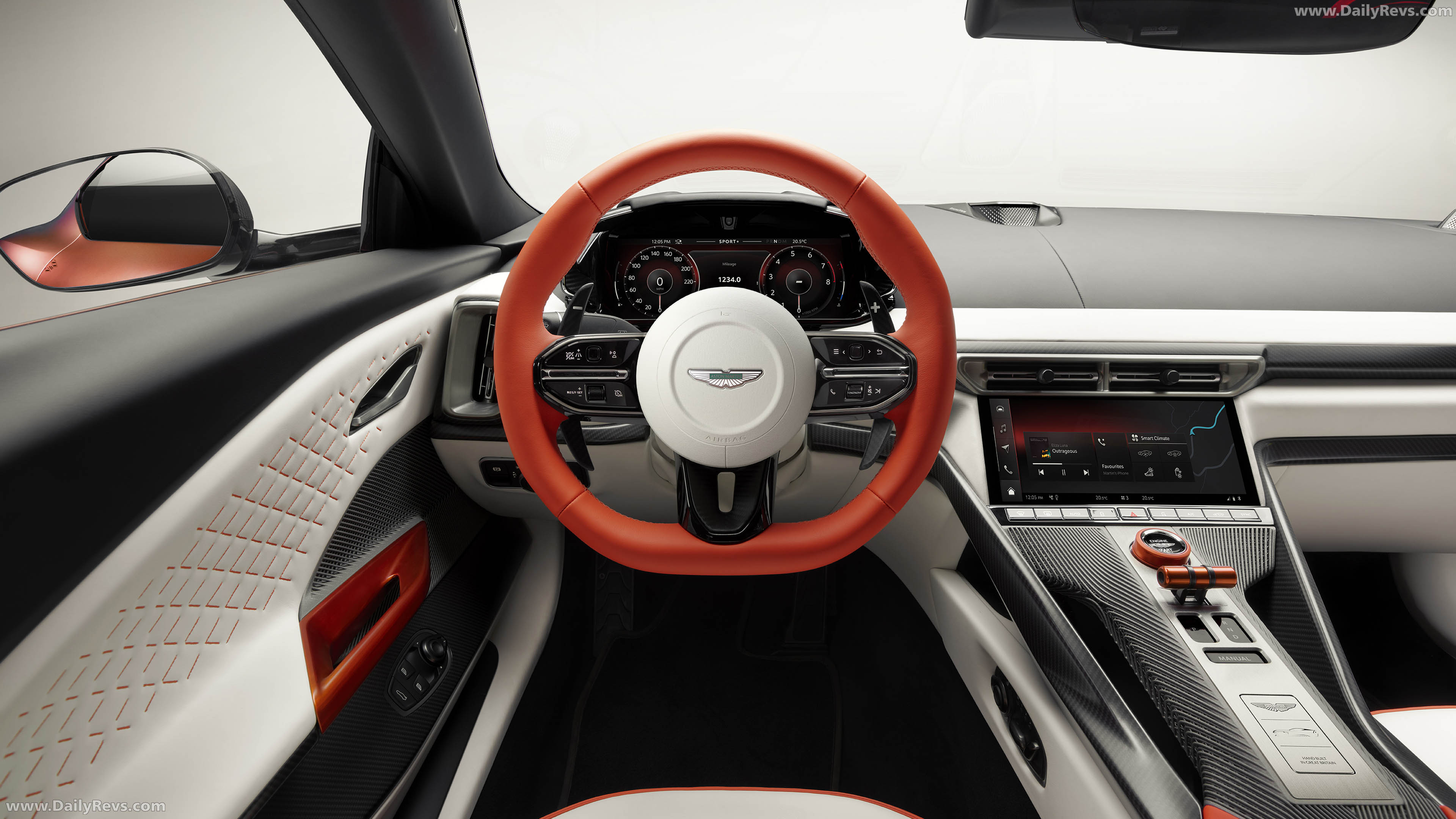 2028 Aston Martin Valen Interior